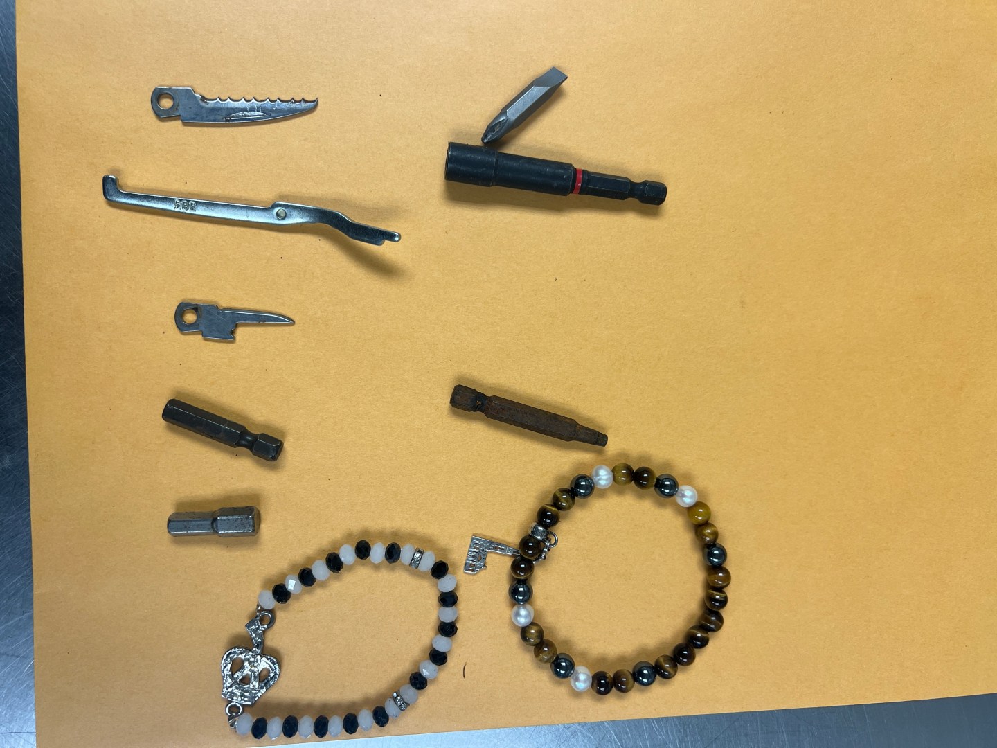 Robbery Tools Bellevue PD arrest suspect for assaulting law enforcement, DUI in ...